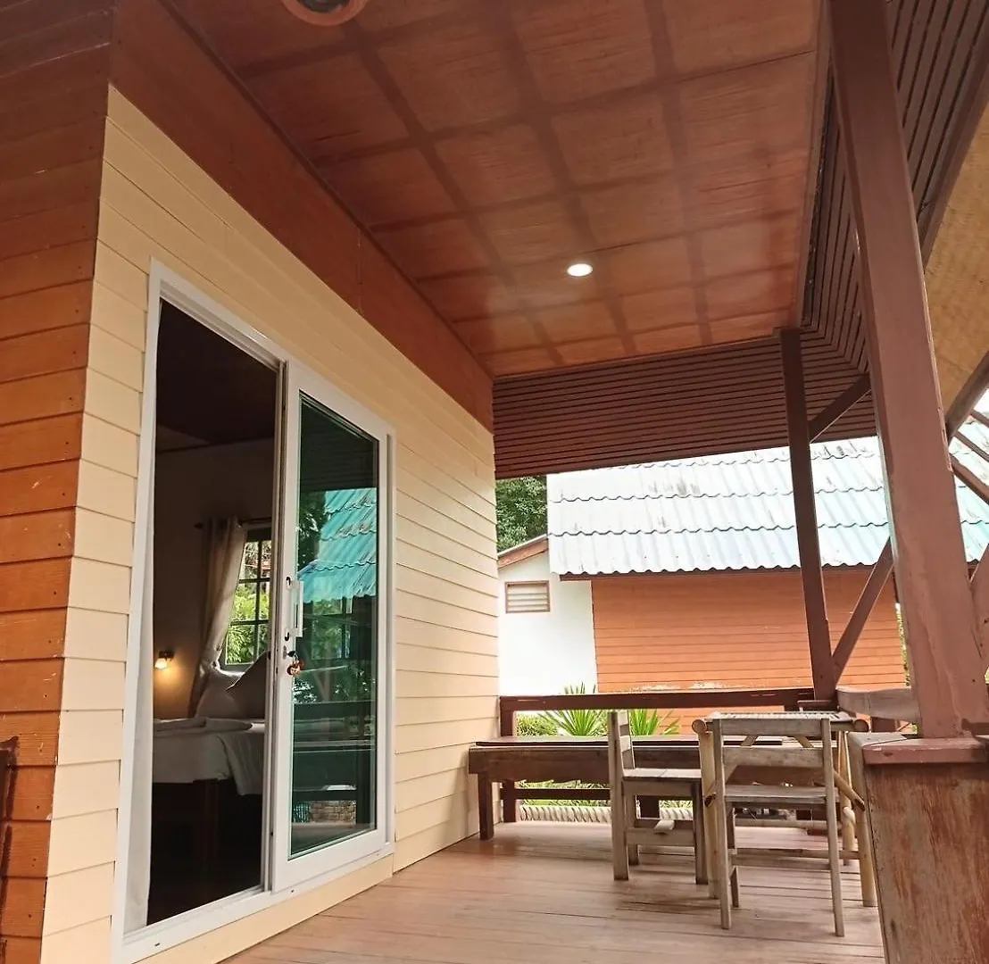 P.D. Beach Resort Koh Tao 3*,
